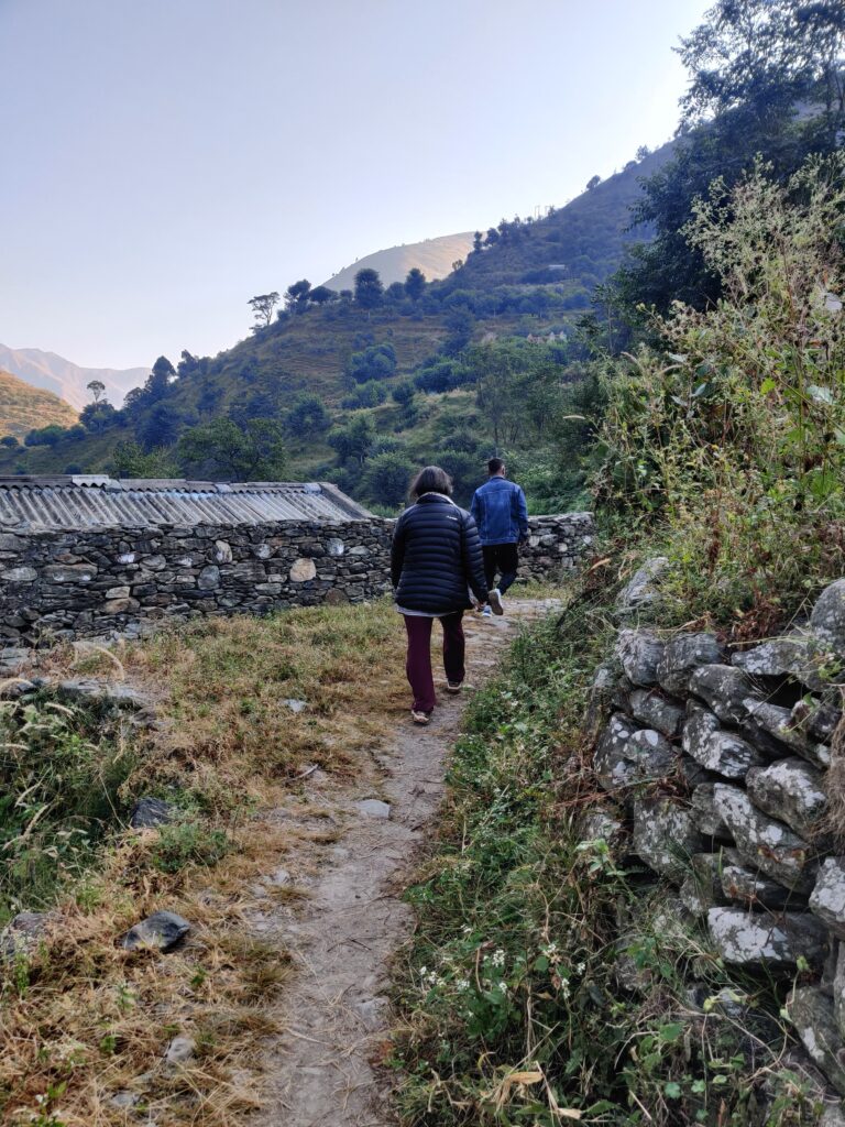 Rustic cottages, morning mist, and chai on a charpai?
